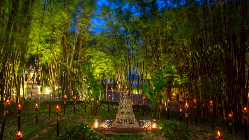 Hotel Grounds 