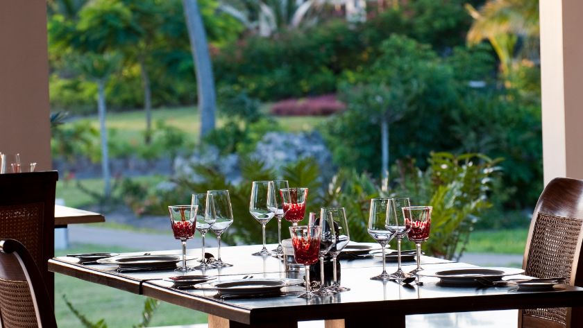 The Dining Room Table Setting