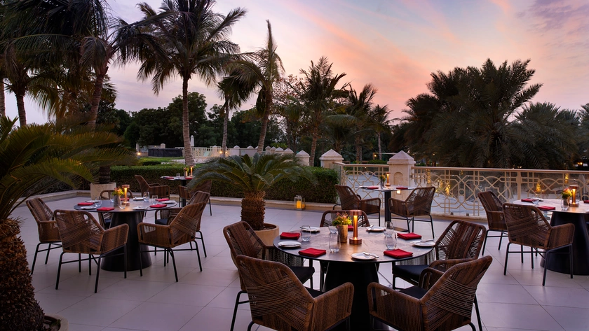 Lexington Grill Outdoor Dining