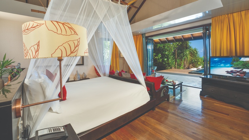 Kanifushi Beach Villa with Pool