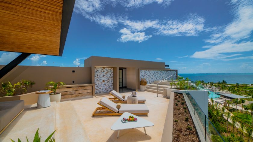 Rooftop Suite Views 