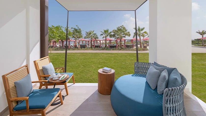Deluxe Pool Front Room Terrace