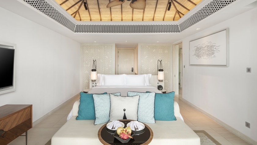 Partial Ocean Pool Suite