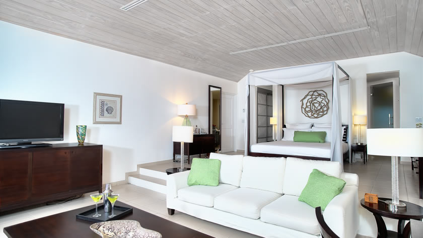 Bay Suite Bedroom
