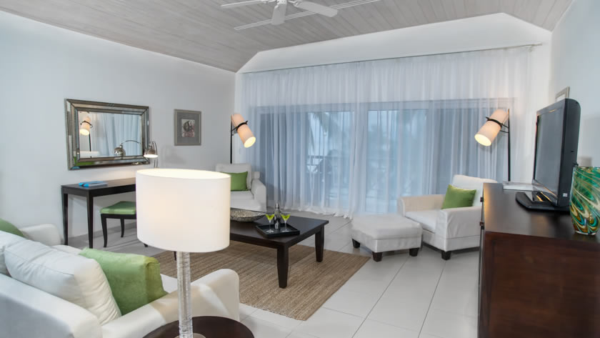 Bay Suite Living Room
