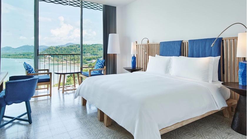 Bay Room