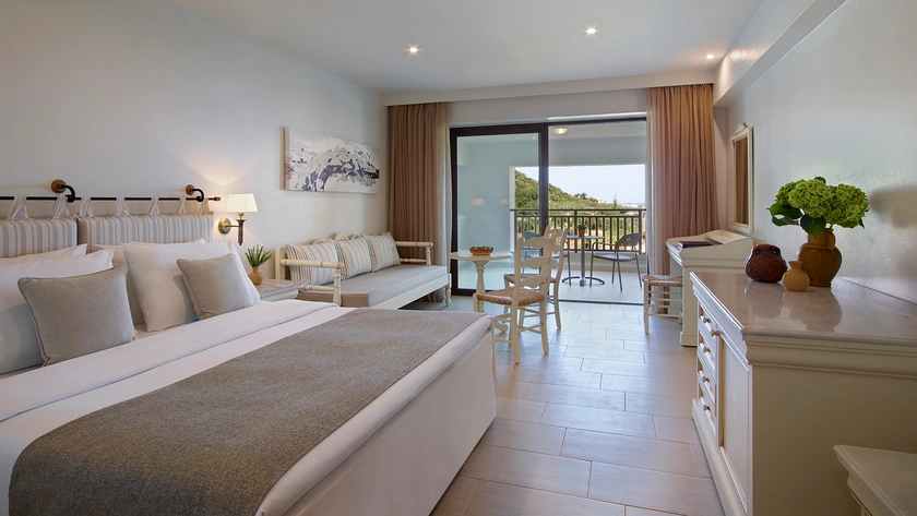 Family Connecting Room - King Bed Room