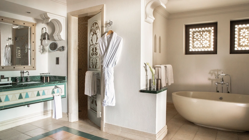 Beach House Garden Room Bathroom