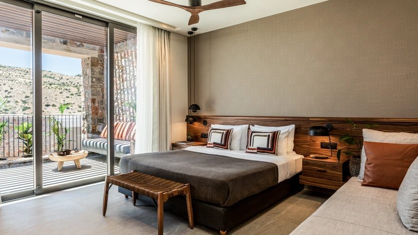 Core Open Plan Suite Bedroom