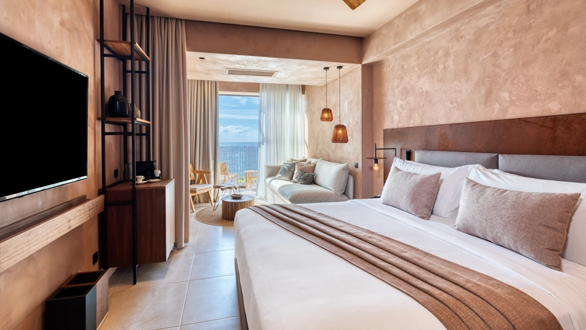 Sapphire Junior Suite