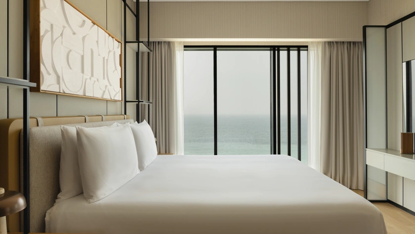 Breaking Waves Suite with Terrace Bedroom