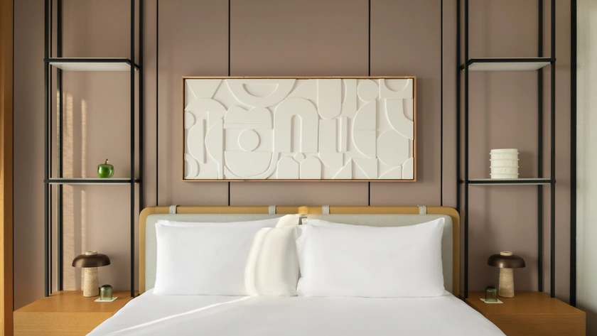 Rising Light Guest Room with Sea View