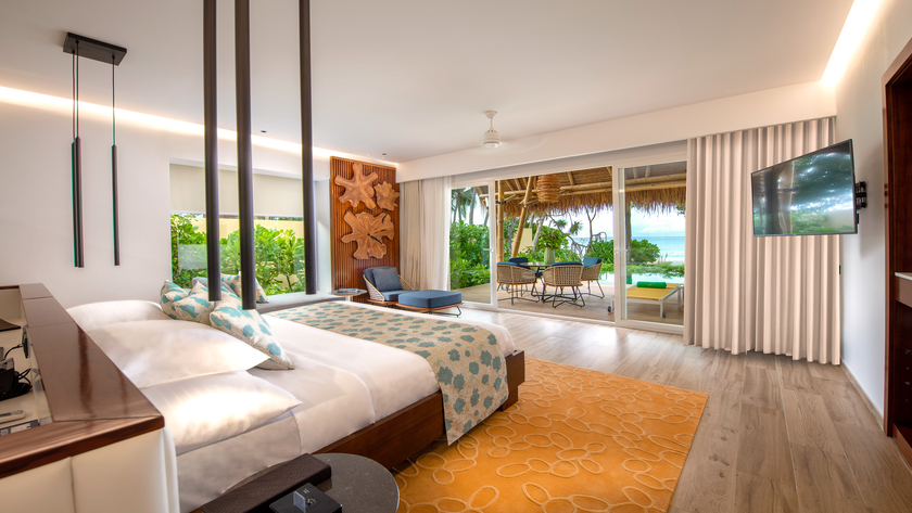 Beach Villa with Pool