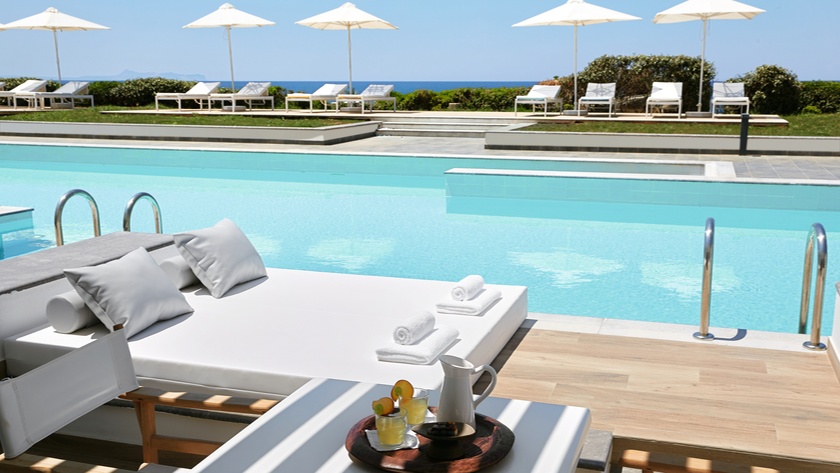 LUX ME Swim Up Bungalow with Sea View Patio