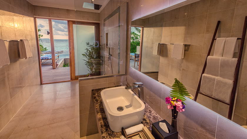 Beach Villa Bathroom