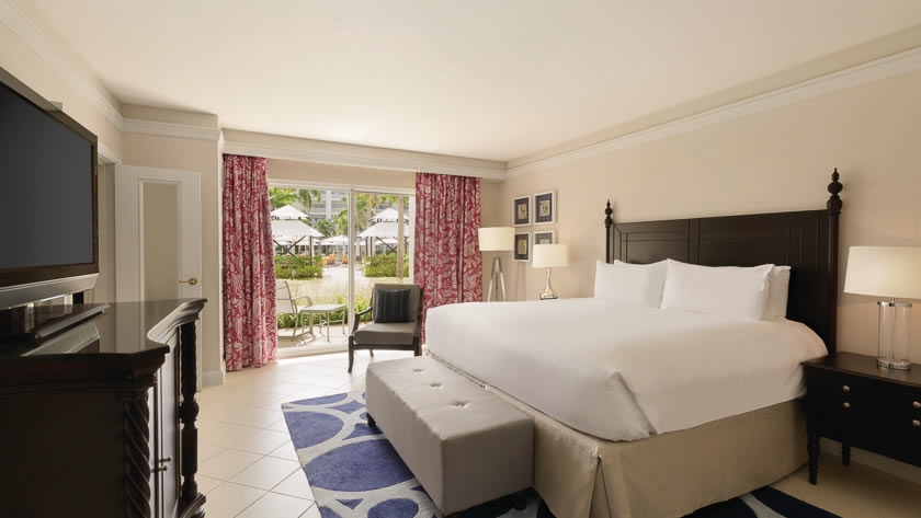 One Bedroom Ocean View Swim Up Butler Suite
