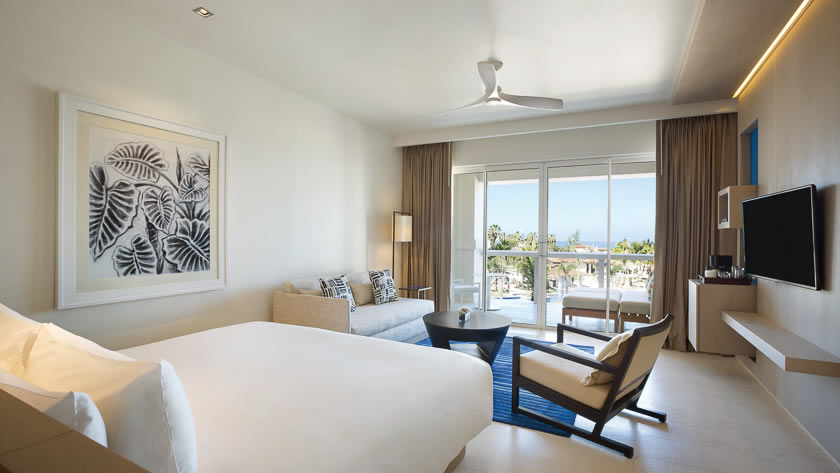 Junior Suite Ocean View Bedroom