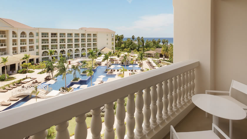 Ocean View King Room Balcony 