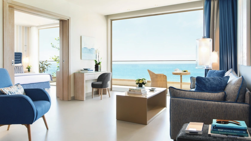 Deluxe Two Bedroom Family Suite Sea View