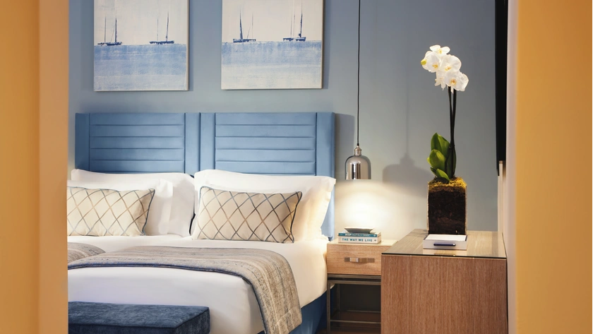 One Bed Family Suite Sea View