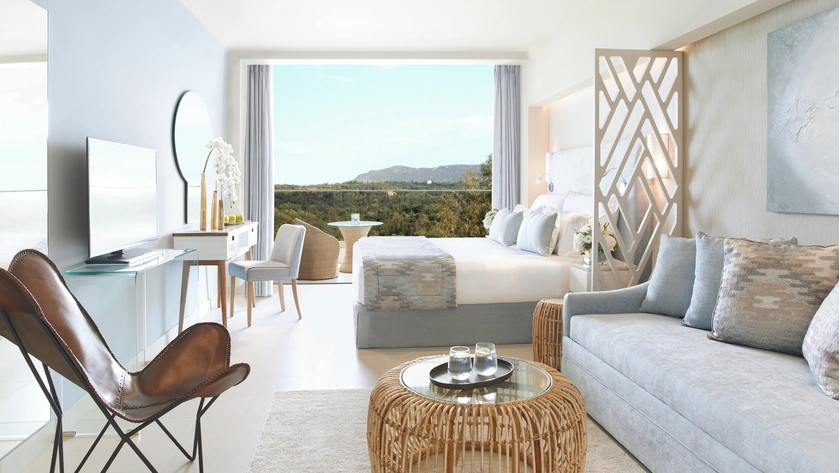 Junior Suite Inland View