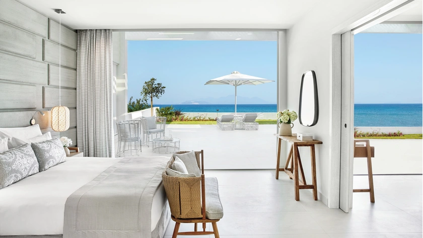 Deluxe Two Bedroom Bungalow Suite Beach Front
