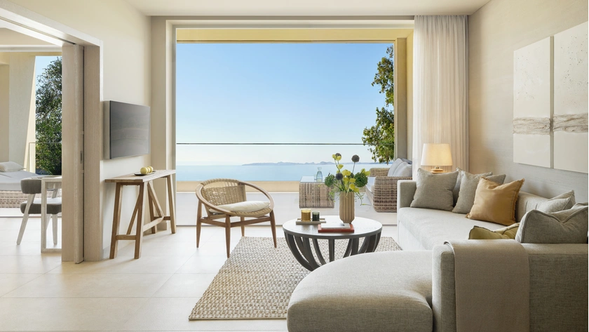 Deluxe One Bedroom Bungalow Suite Balcony Sea View