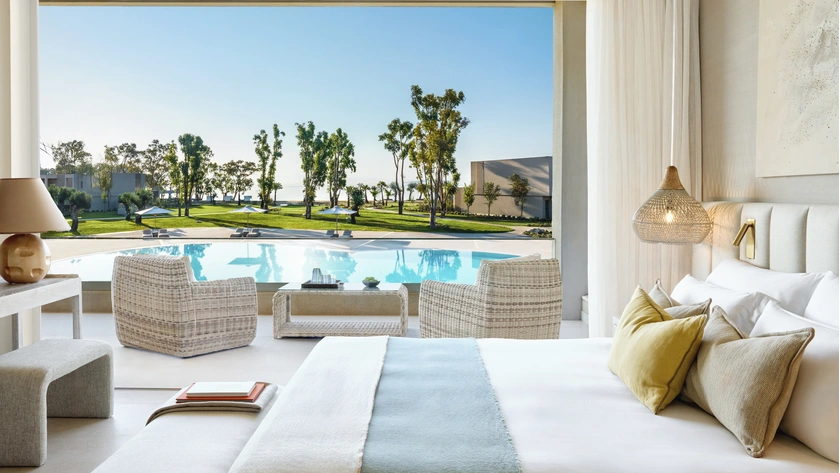 One Bedroom Bunalow Suite Balcony Pool View