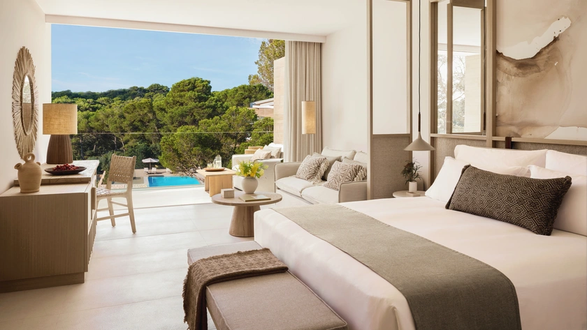 Junior Suite Pool View