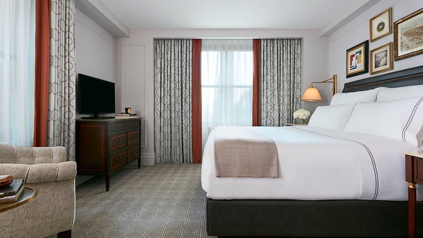 King 1 Bed Suite City View
