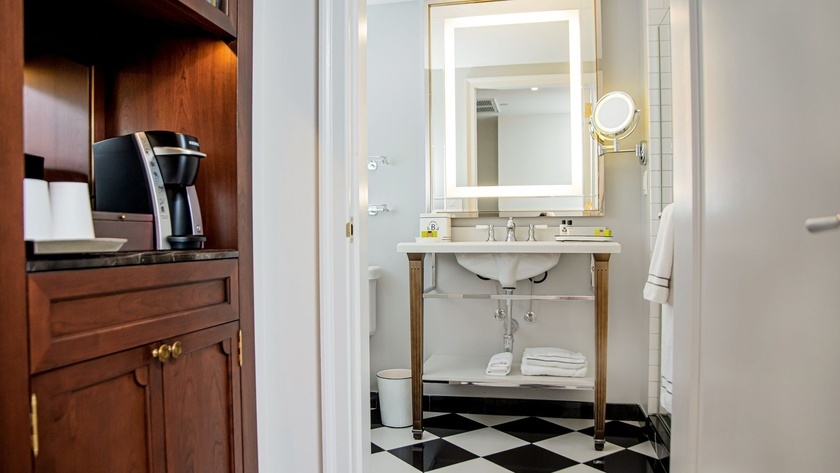 Premium City View Bathroom