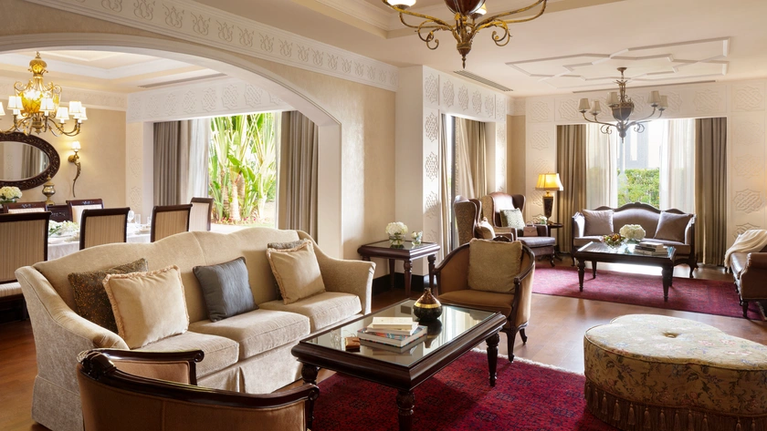 Five Bedroom Royal Villa - Living Area