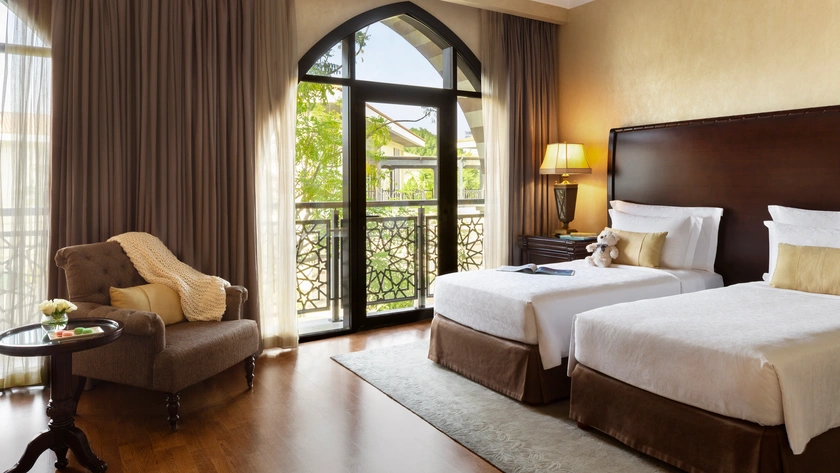 Five Bedroom Royal Villa - Twin Bedroom