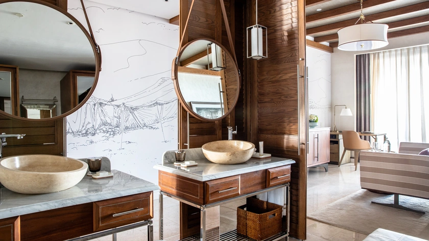 Ocean Superior Room Bathroom