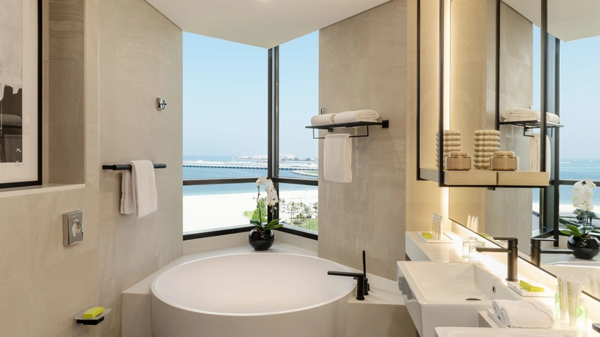 Club Suite Bathroom