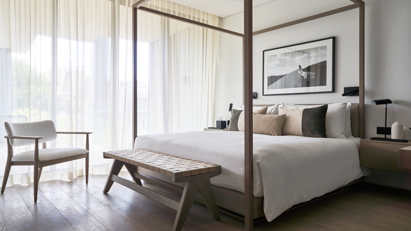 LUX Pool Residence Bedroom