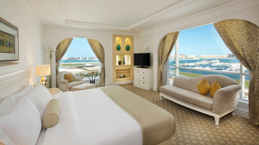 Club Sea View Room