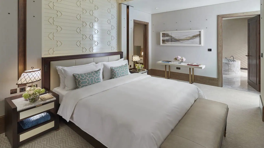 Deluxe Suite Bedroom