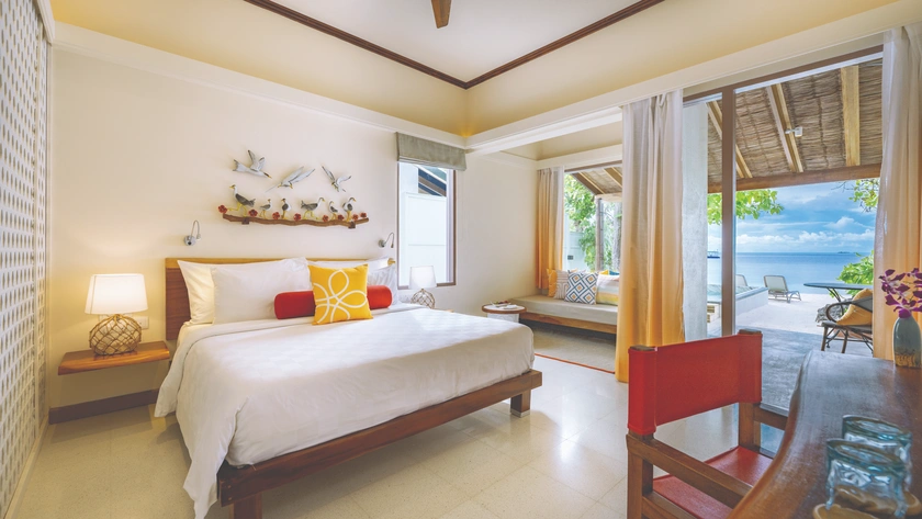 Deluxe Beach Villa with Pool