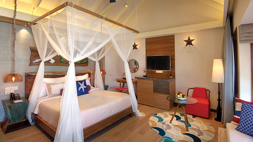 Water Villa with Pool Bedroom