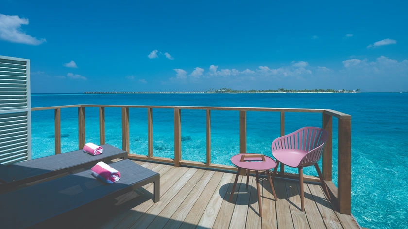 Nest Water Villa Deck