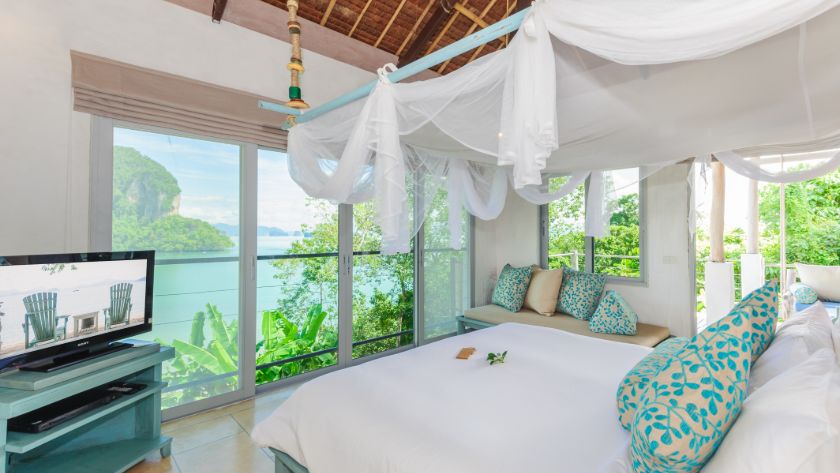 Plunge Pool Deluxe View 