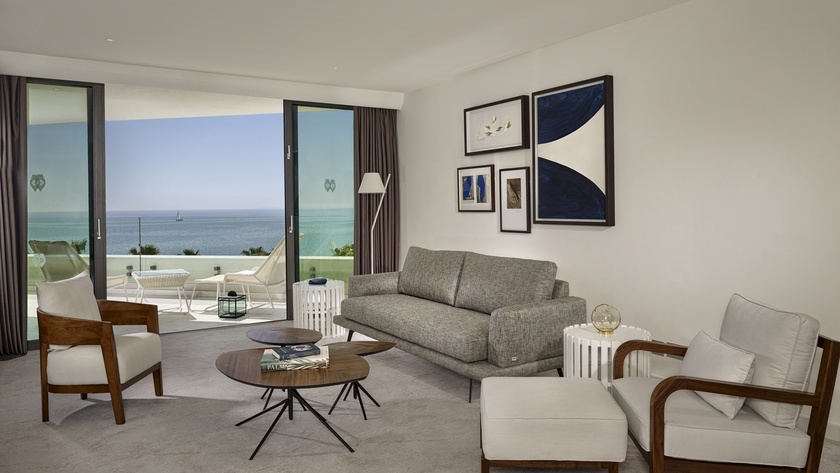 Panoramic Sea View Suite Living Area