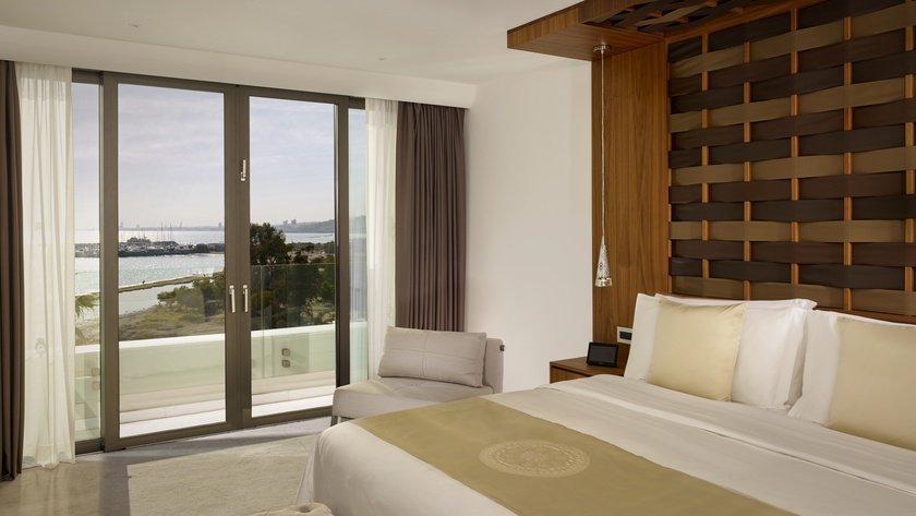 Panoramic Sea View Suite Bedroom