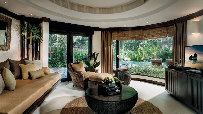 Pool Pavilion Living Room 