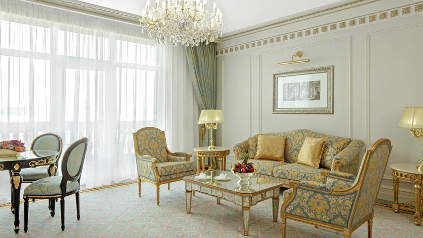 Signature Ocean Suite Living Area