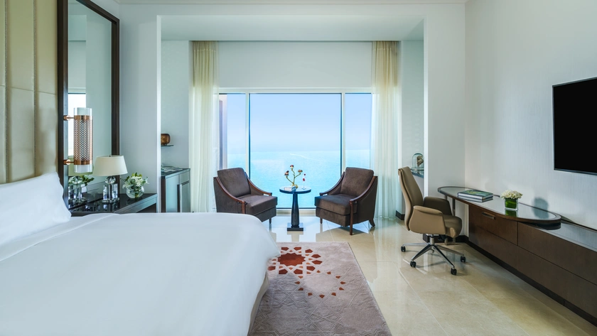 Executive Suite Bedroom
