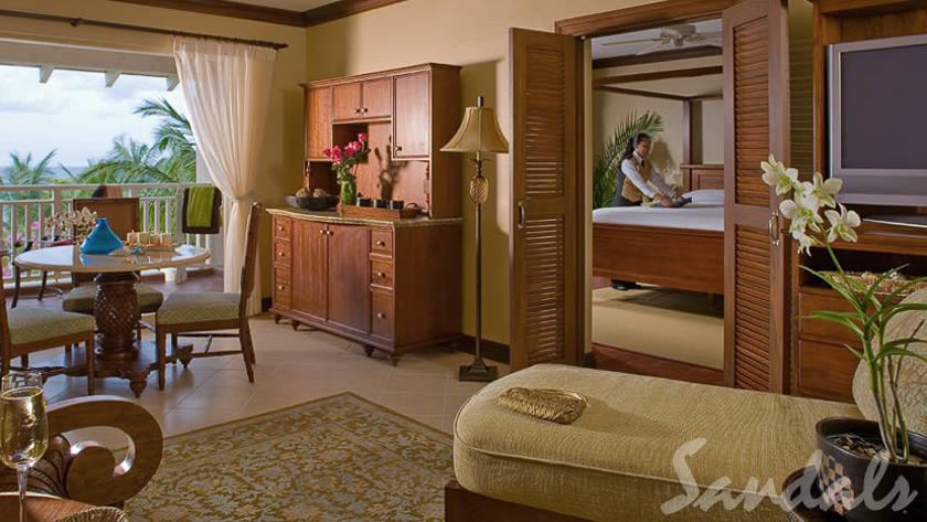 Caribbean Beachfront One Bedroom Butler Suite
