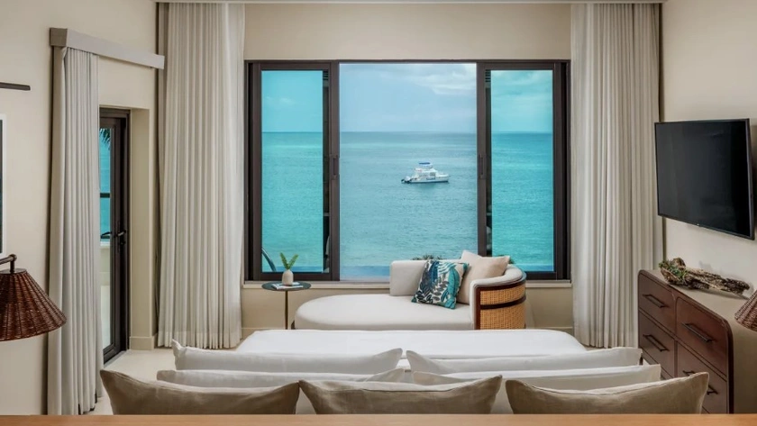Bamboo Grove One-Bedroom Skypool Butler Suite w/ Roof Terrace