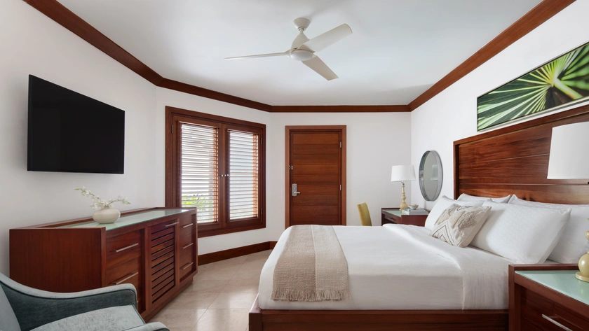 Longshore Luxury Room